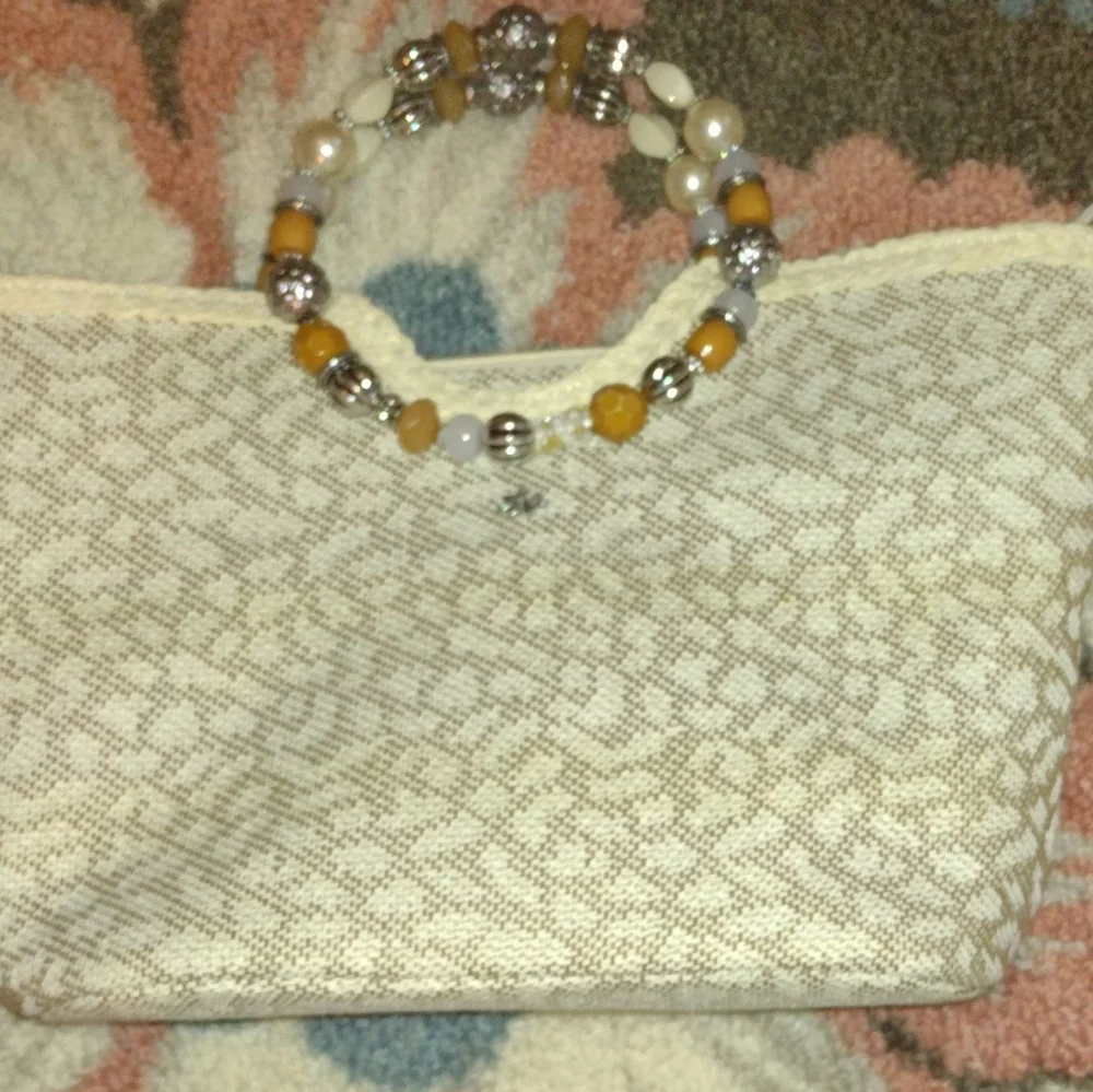 Purse - Picture 1 of 2